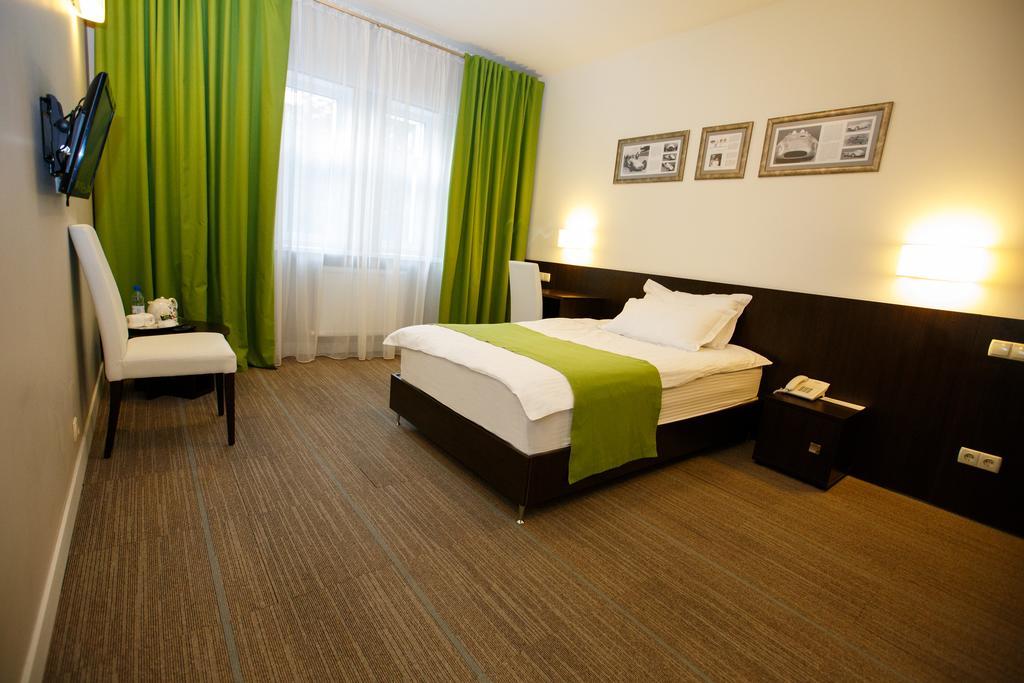 Schiller Hotell Kamjanske Rum bild
