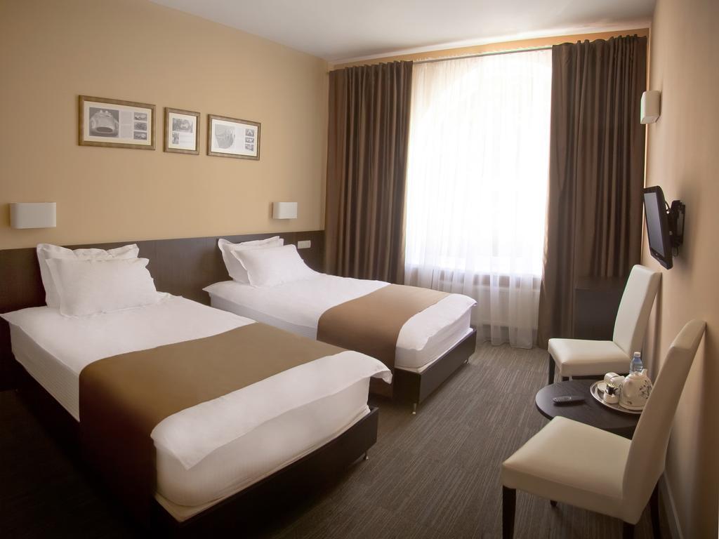Schiller Hotell Kamjanske Rum bild