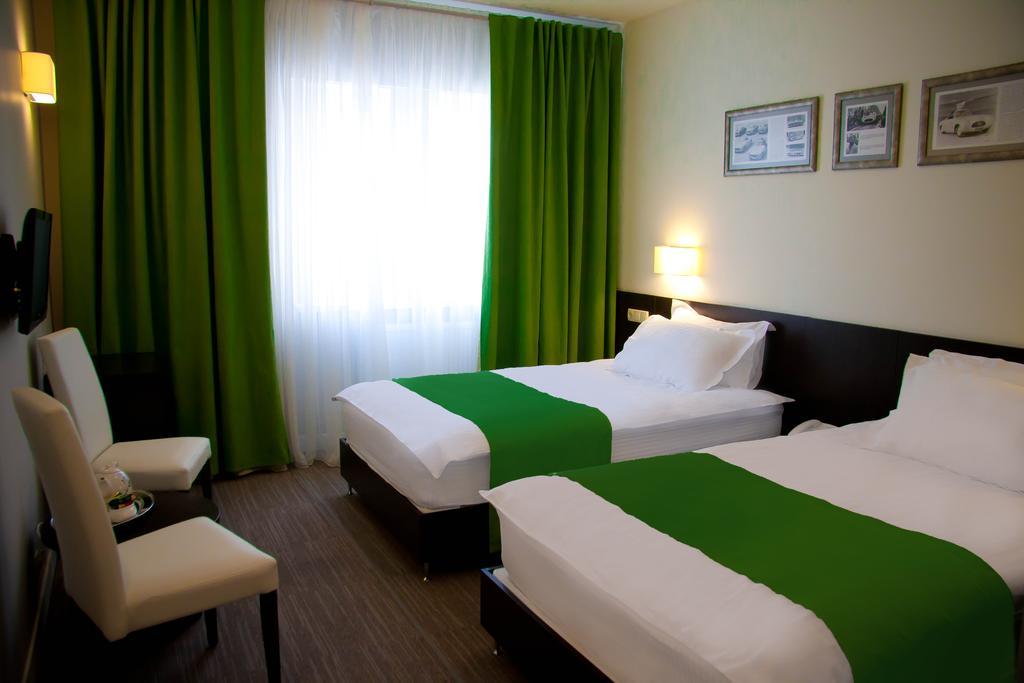 Schiller Hotell Kamjanske Rum bild